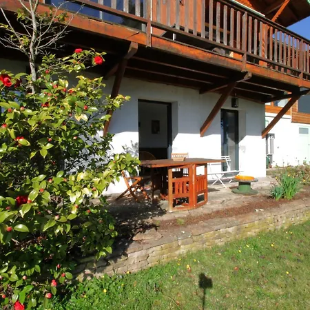 Apartment Comfortable Garden Level 2 Minutes From The On Foot! Le Bourget-du-Lac